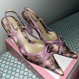 Wild Rose Size 8 Mid Heel Crocodile Pink